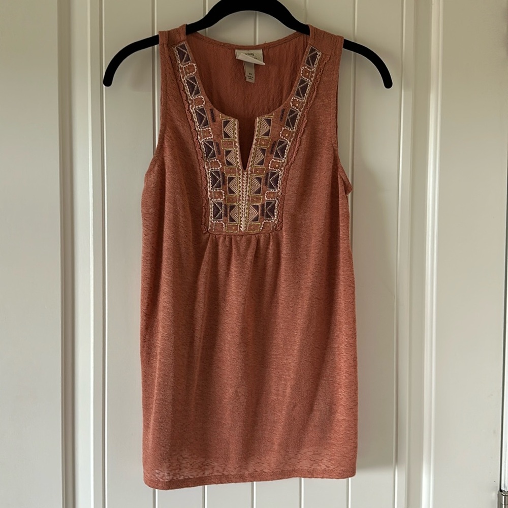 Knox Rose tank